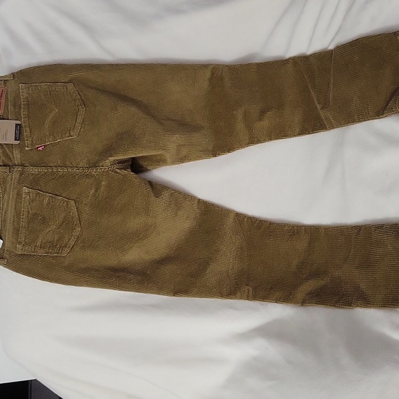 Levi's Women's Corduroy Pants - Brown - Picture 4 of 7